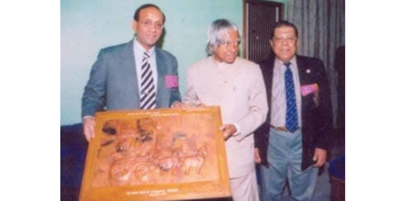 Dr. Suresh Kumar Agarwal